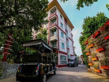 Hotel Nida Wongsawang 19 Plaza 3*