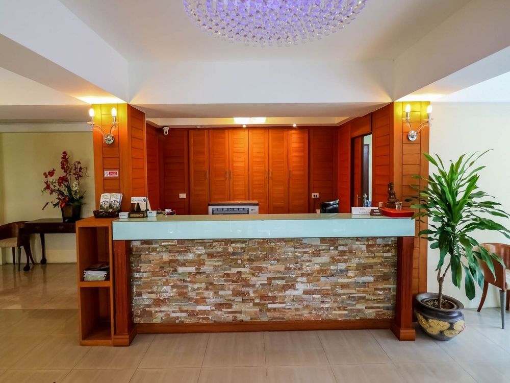 Nida Wongsawang 19 Plaza 3* Bangkok