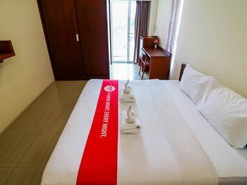 Hotel Nida Wongsawang 19 Plaza 3*